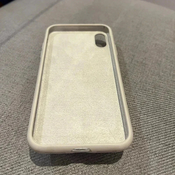 Hirsh & Timber IPhone case - Picture 2 of 2